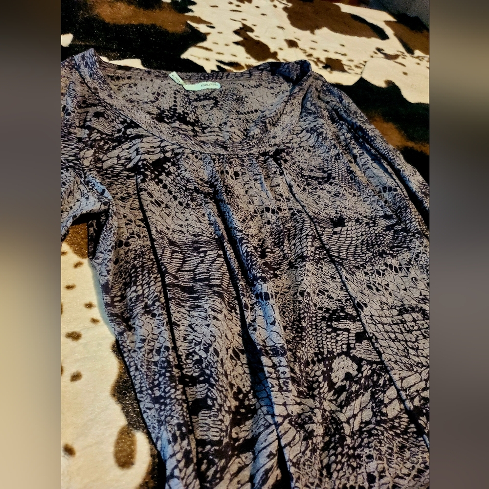 Maurices Black and Gray Snake Print Blouse